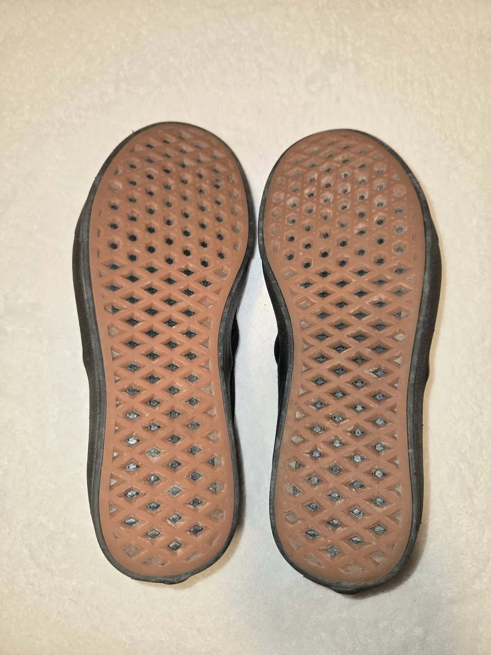 Vans Classic Slip-On Sneakers in Black